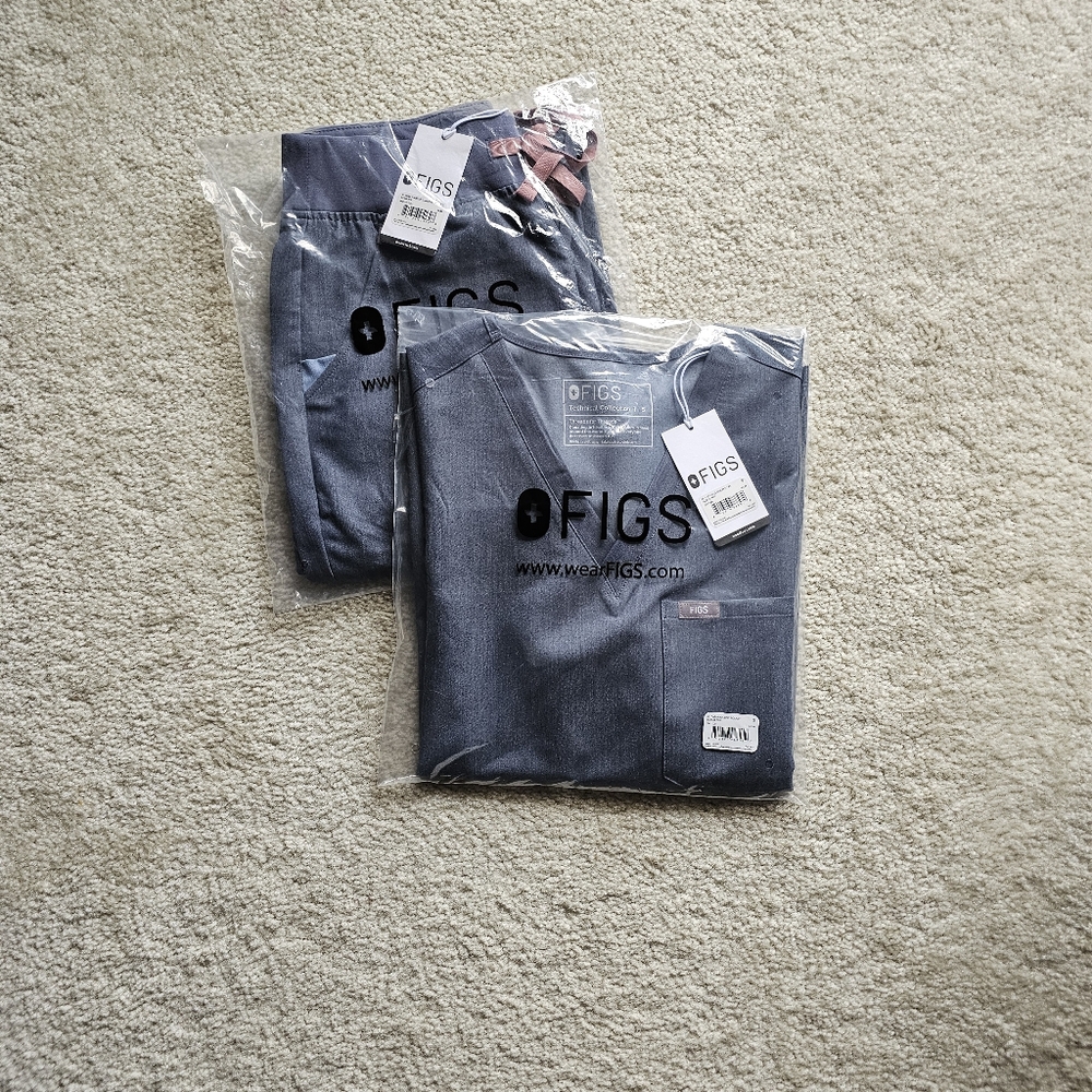 Figs Heathered Denim Scrub Set